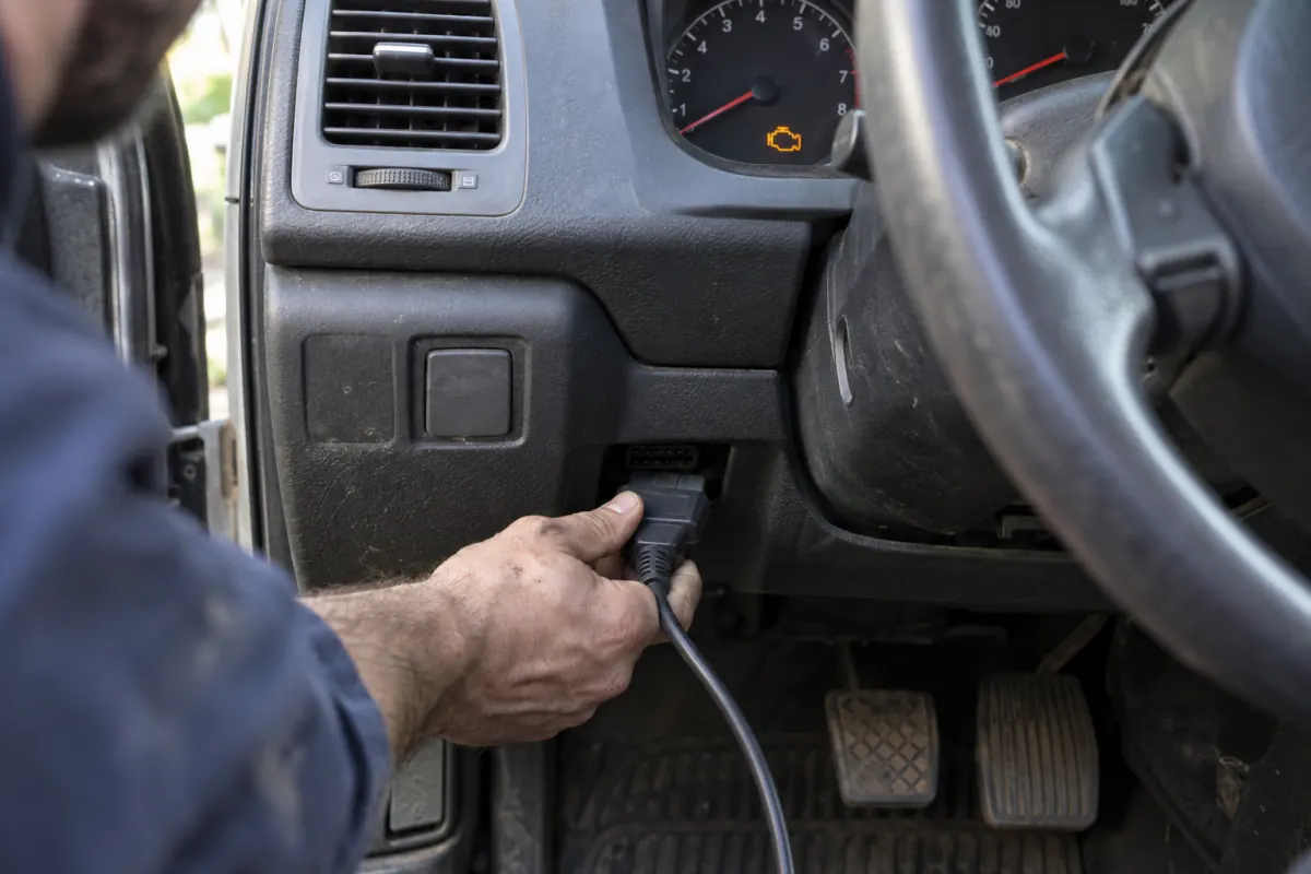 Diagnostic scan of a car check engine light